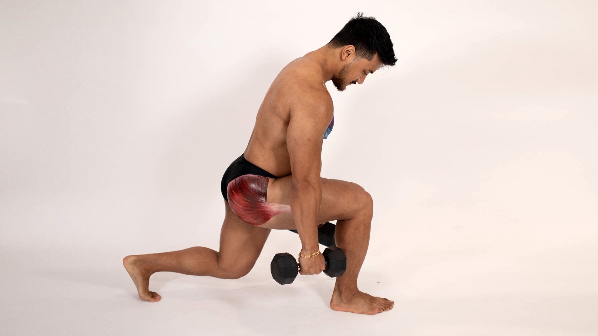 2 Types of Reverse Lunges to Grow Your Glutes: Step-by-Step Guide - Bodybuilding.com